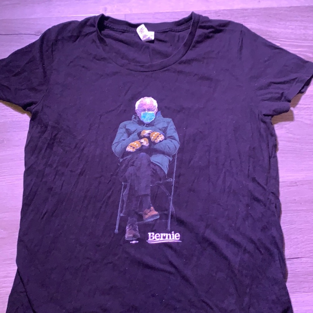 25% OFF BUNDLES Bernie Sanders Mittens Shirt Sleeve Shirt limited Unique Tshirt